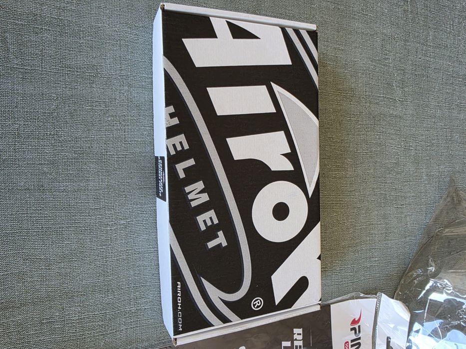 Capacete Airoh Commander NOVO