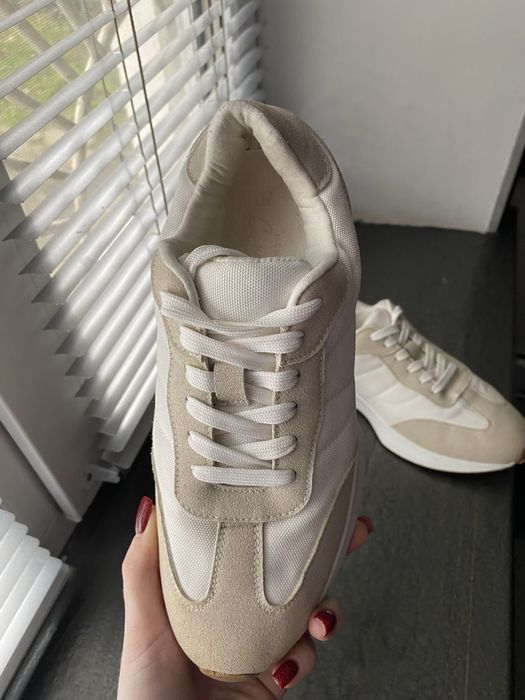 Продам кроссовки.    .