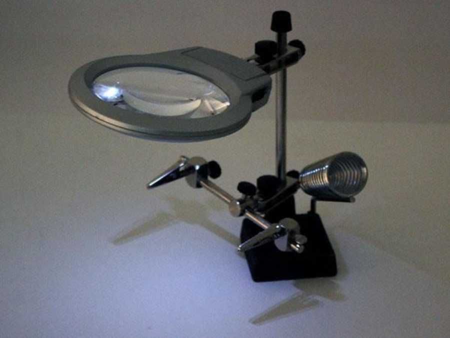 Zestaw Do Lutowania Trzecia Ręka Lupa Uchwyt 2 LED