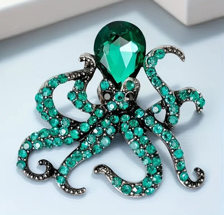 Elegancka broszka Ośmiornica Nowa