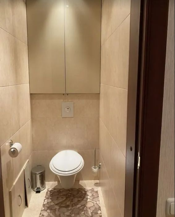 ДОМ СО ШПИЛЕМ! Сталинка с лифтом! Площадь Конституции! Продам 3к 90м2