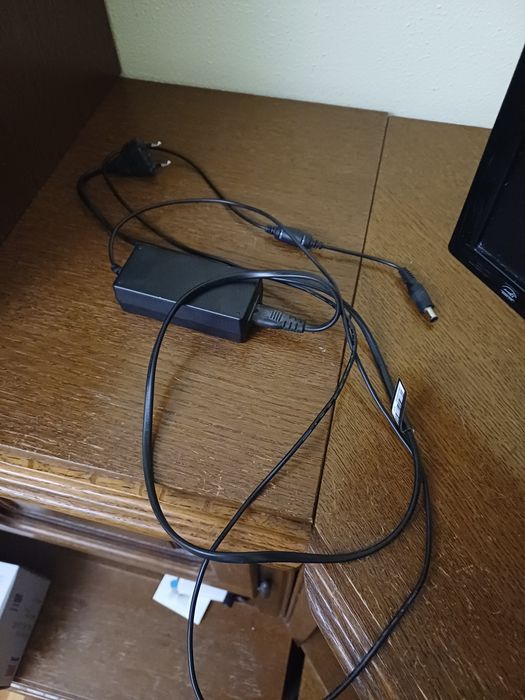 Продам Монитор Samsung S24D300h