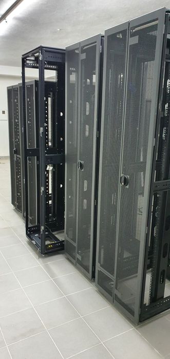 Bastidor/Rack Servidores 42U 47U