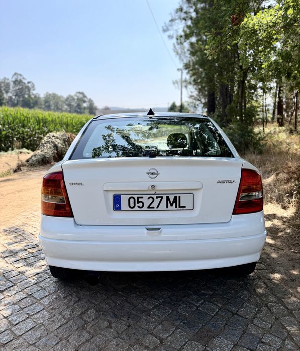 (Reservado) Opel Astra H 1.2