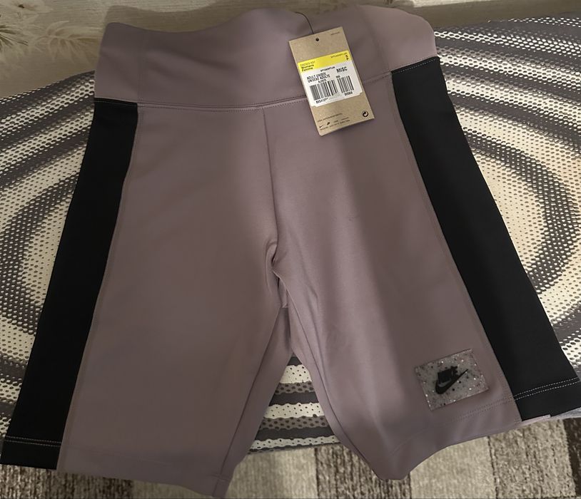 Шорти (велосипедки) nike розмір s