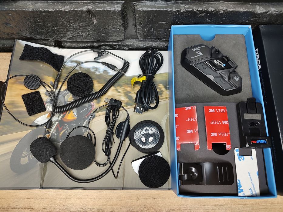 Блютуз мотогарнитура интерком для мото шлема Fodsports M1-S