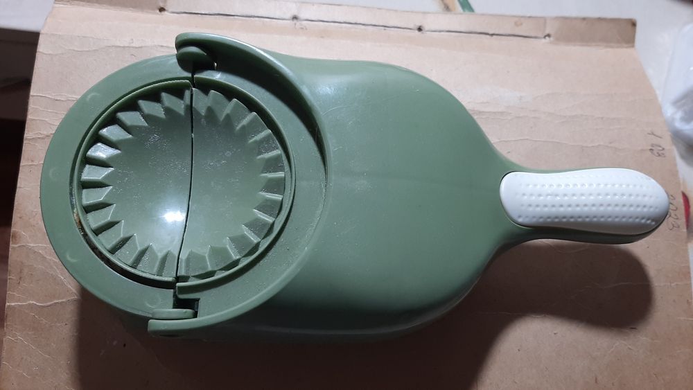 Форма для вареників пластикова, нова