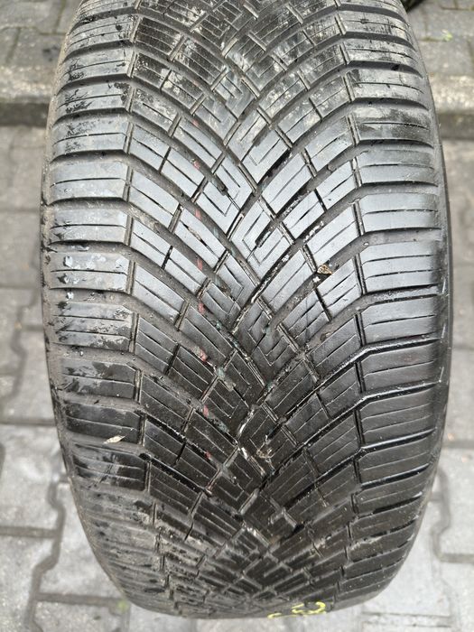 Opona pojedyncza 255/45/20 Continental