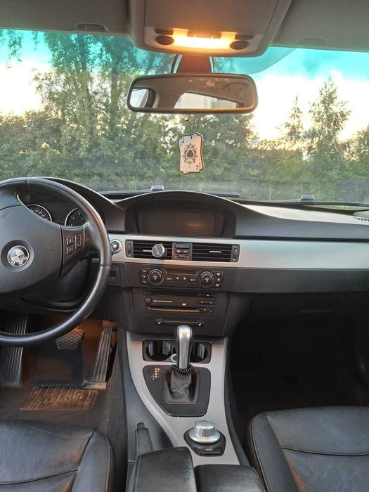 BMW 325i e91, automat