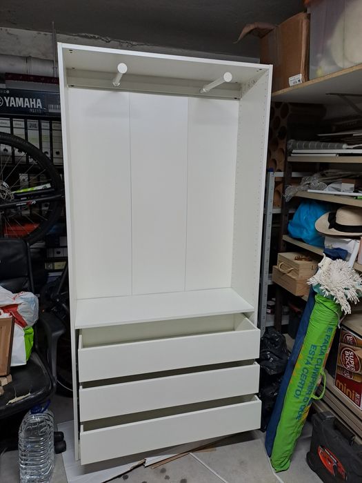 Movel Ikea - Estrutura pax em branco com  3 gavetas