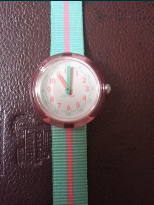 Наручные часы женские