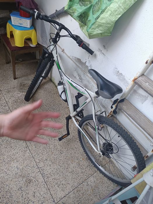 Vendo bicicleta de montanha