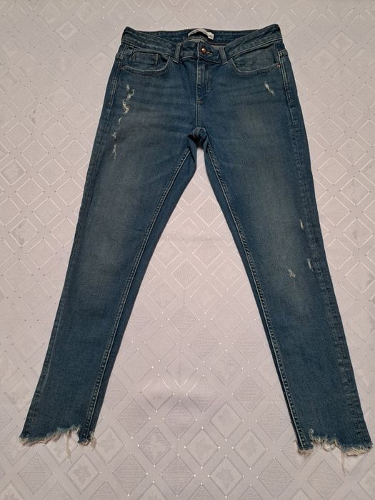 Damskie jeansy ZARA