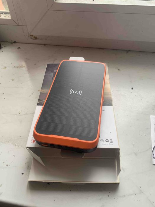 Повербанк ZonHood L3SW 38 800mAh с солнечной панелью