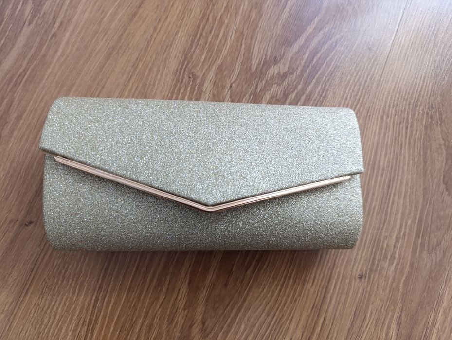 Nowa torebka wizytowa