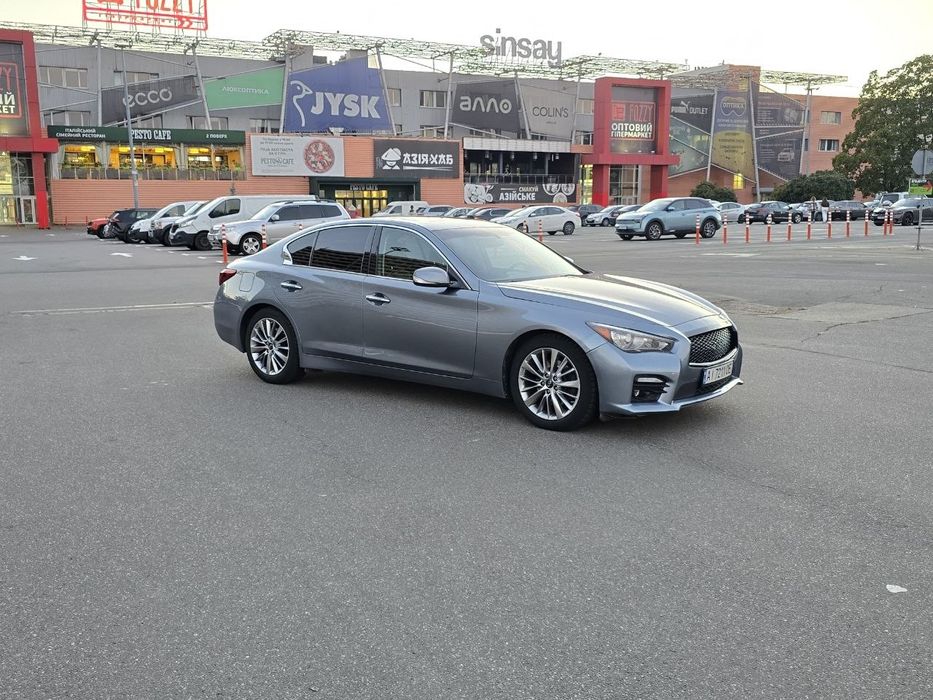 Продам infiniti Q50 в отличном состоянии