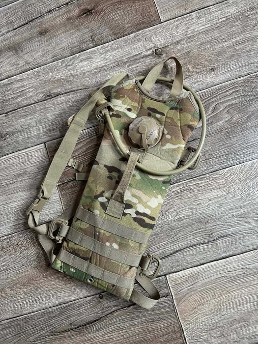 Oryginalny US Army Molle II Hydration System – Multicam/OCP – 3 L