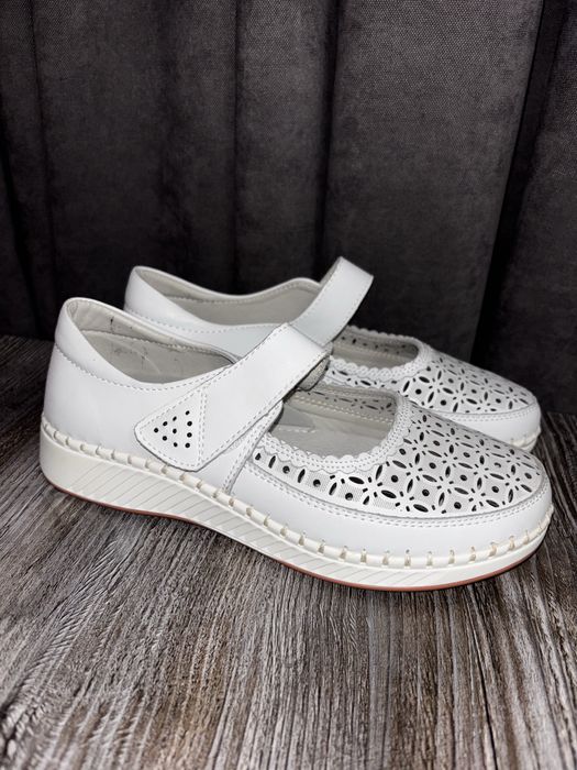 Літні туфлі-макасини