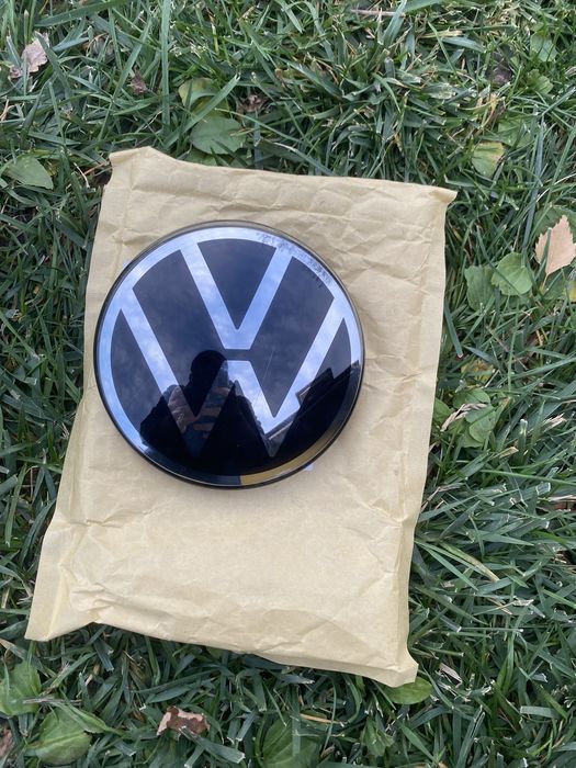 Значок емблема VW Оригінал під радар 2gm853601e