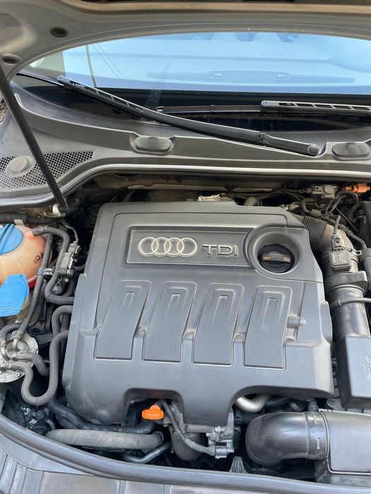 Audi a3 1.6 tdi 115cv nacional  2012