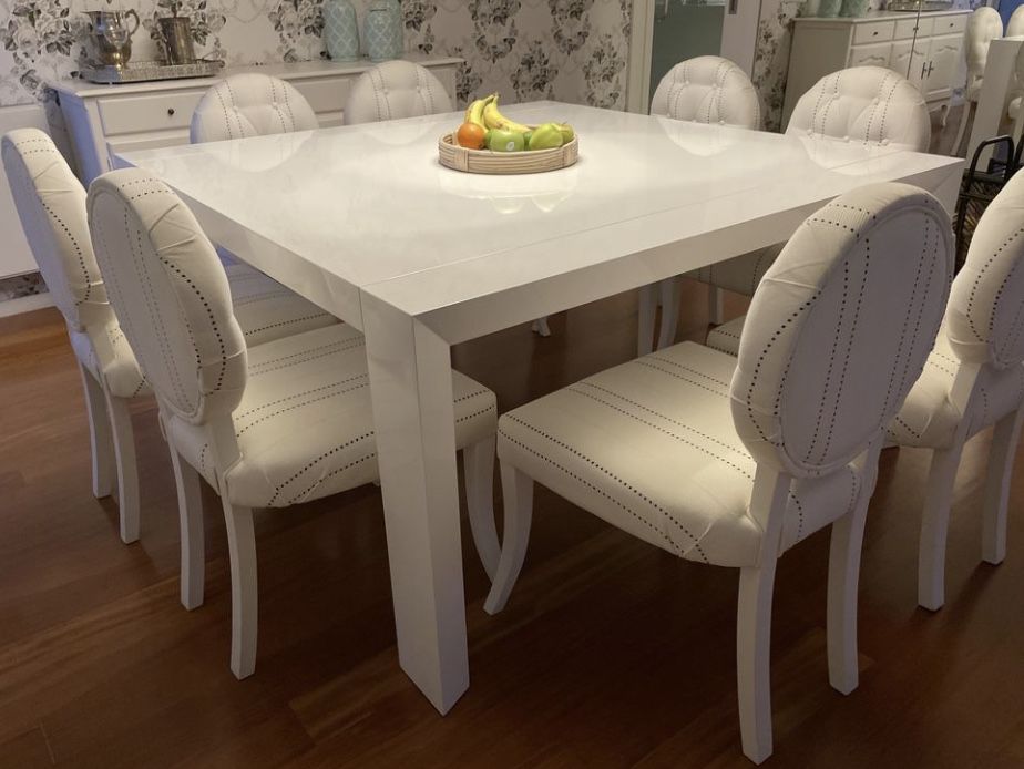 Mesa de sala quadrada em lacado alto brilho 150x150 cm