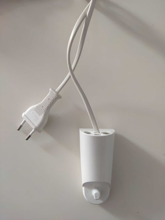 Зарядное устройство для  электрической зубной щетки BRAUN Oral-B