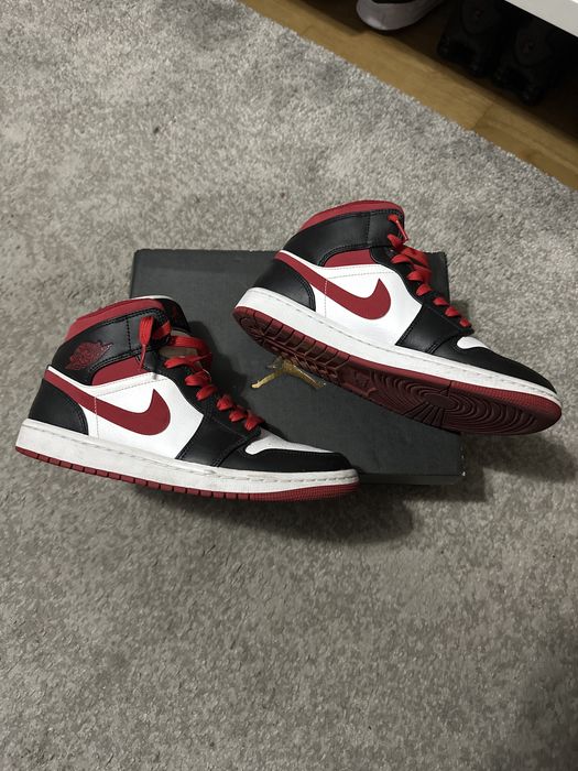 Nike Air Jordan 1 Mid GymRed