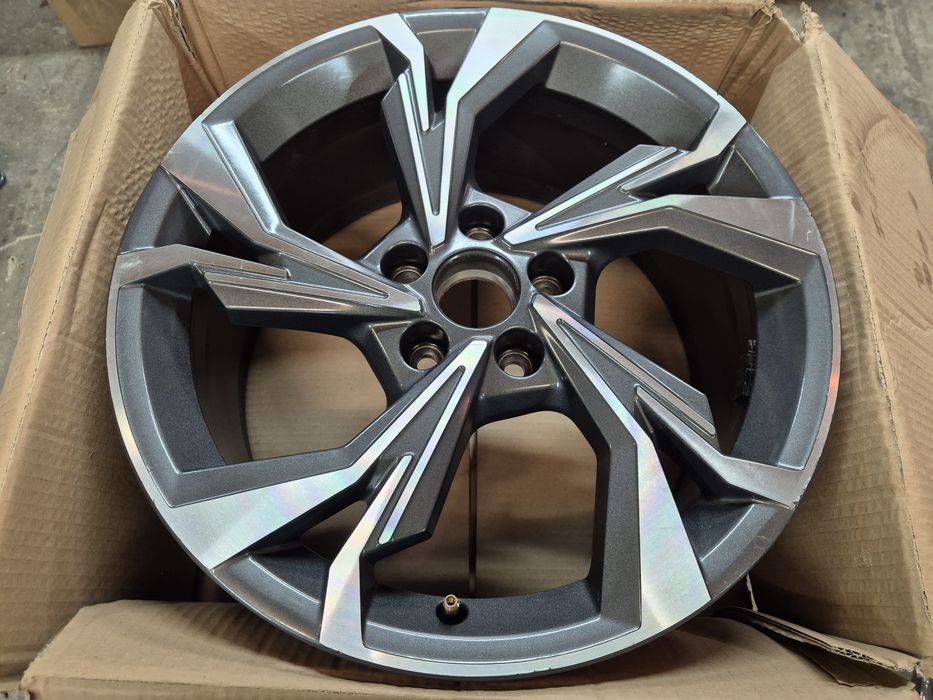 Felga Audi VW 18" 5x112 8Y0.601.025H OEM