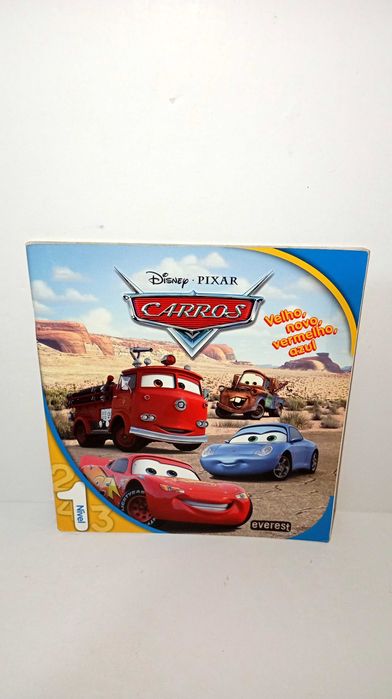 Velho, novo, vermelho, Azul - Carros Nível 1