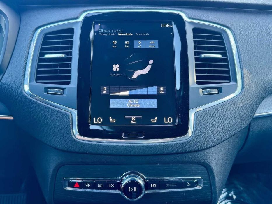 Volvo XC90 T6 Momentum 6-Passenger      2020