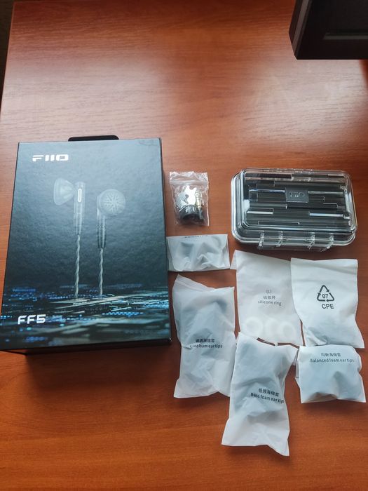 Наушники FIIO FF5