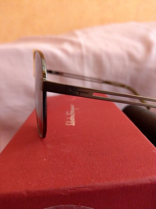 Wyprzedaż okulary męskie Salvatore Ferragamo.