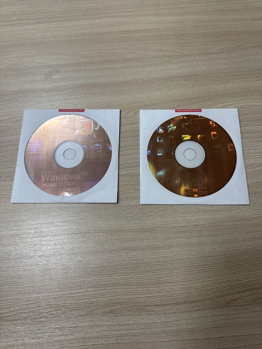 установочный диск Microsoft Windows XP Home Edition (SP1a)
