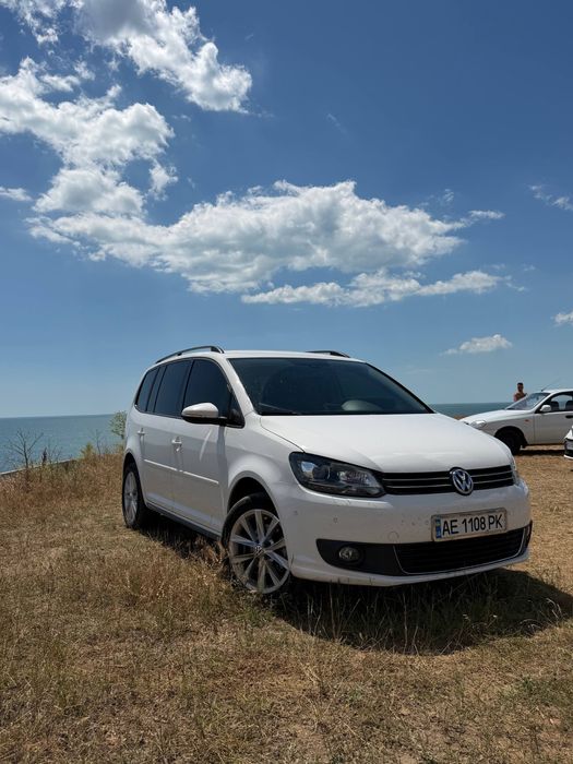 Volkswagen Touran Cross
