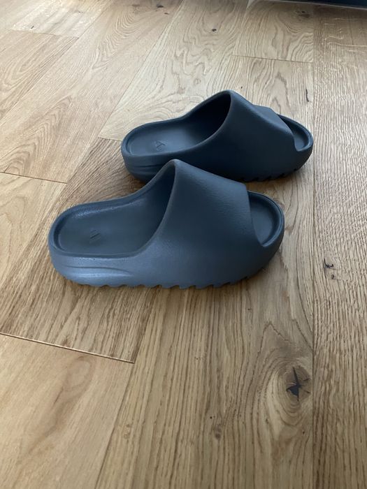 Nowe yezzy slide