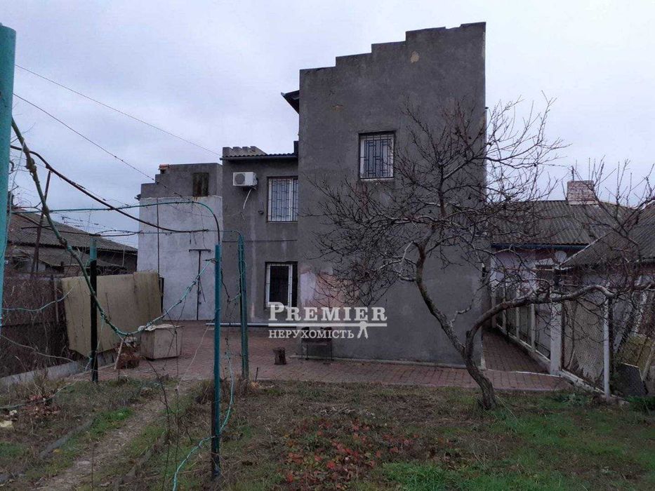 Продам 2-х поверховий будинок