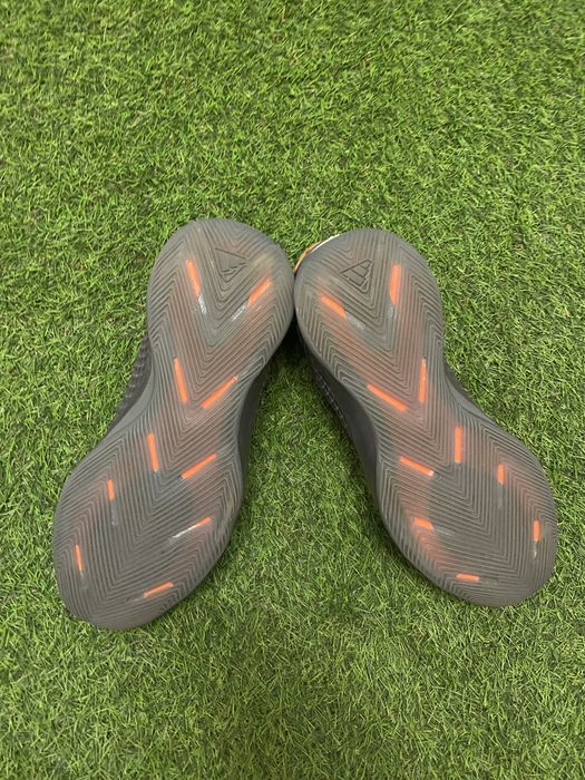 Баскетбольні кросівки adidas