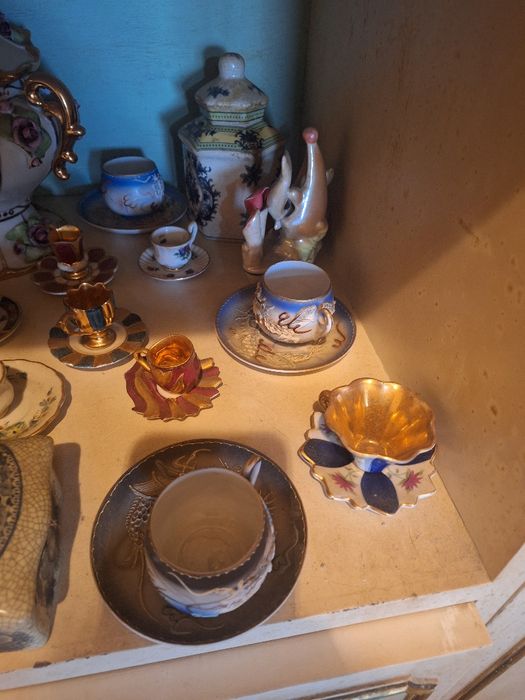 Varias peças decorativas