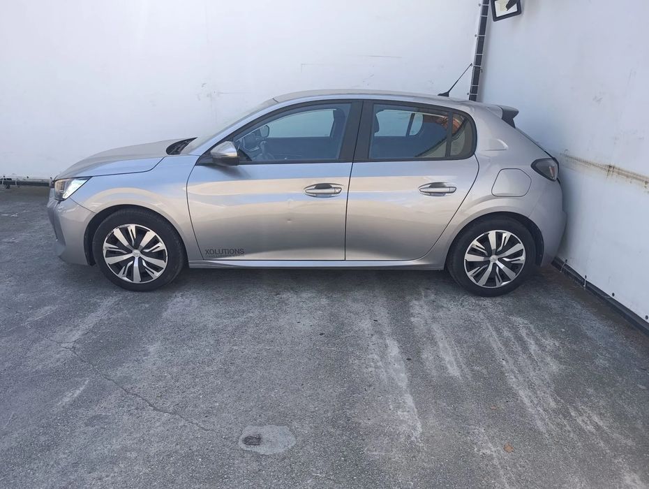 Para peças PEUGEOT 208 II