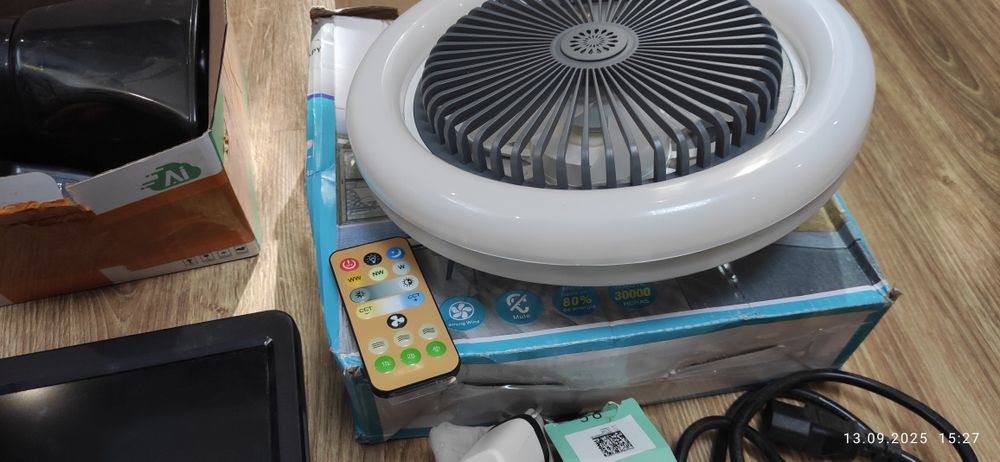 Лот електронної техніки