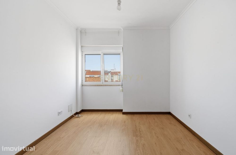 Apartamento T3 renovado centro da Ericeira