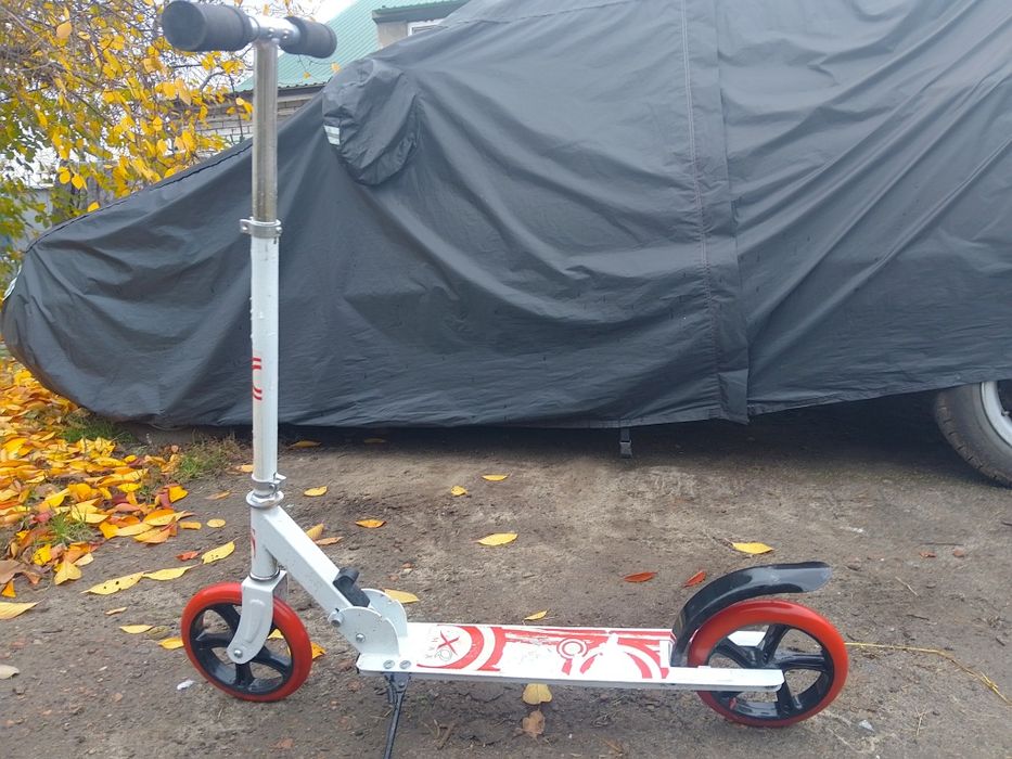 Самокат детский рабочий.