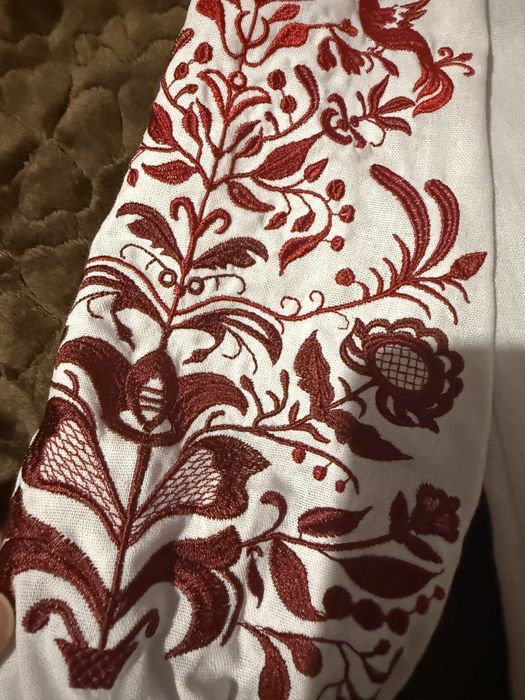 Продам дитячу вишиванку