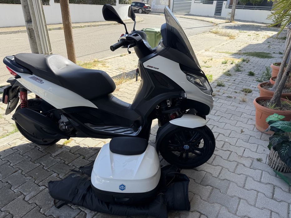 Piaggio MP3 300 hpe 2019 c/Extras Impecavel