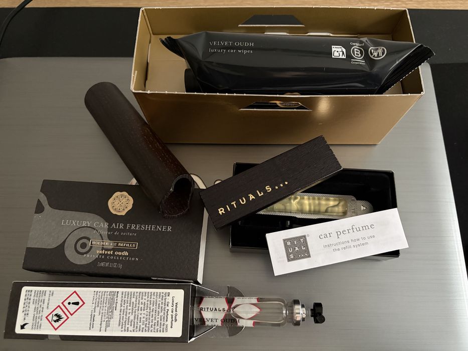 Rituals Velvet Oudh Car Gift Set L zestaw samochodowy perfumy NOWY