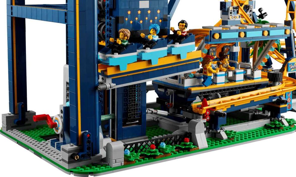 1 в 1 як LEGO Американські гірки (10303) з моторами в коробці, 3756 деталей