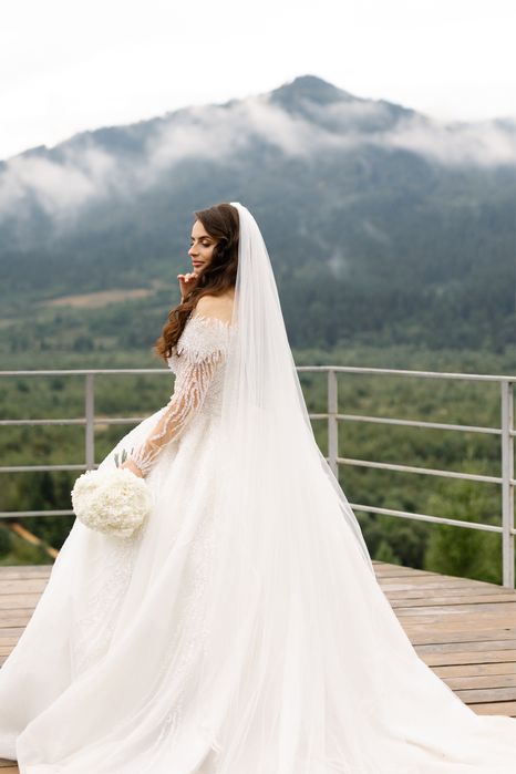 Весільне плаття