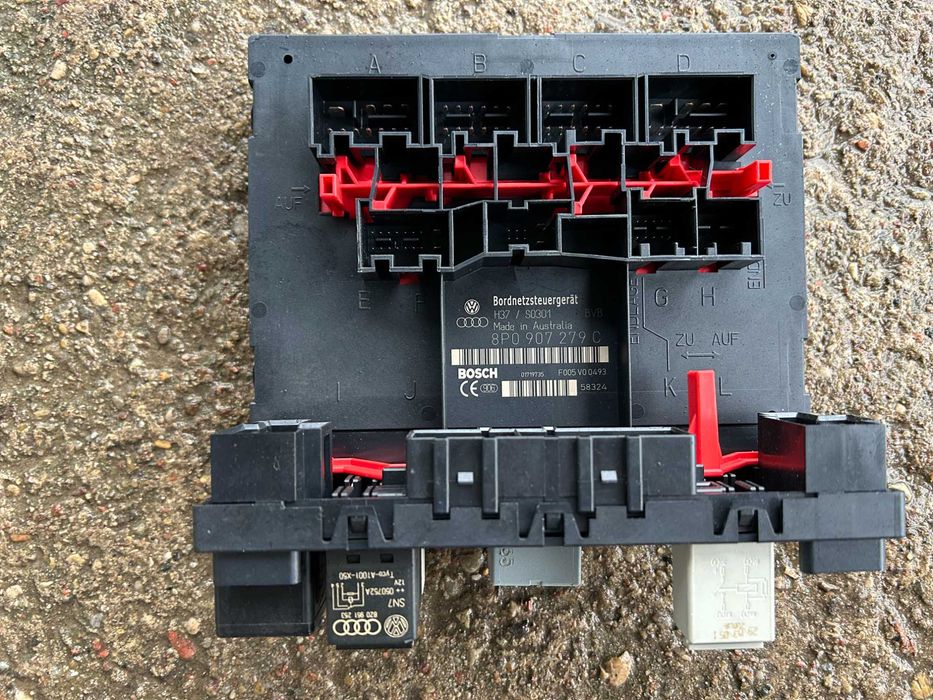 AUDI A3 8P BORDNETZ modul skrzynka 8P0.907279C / wysylka