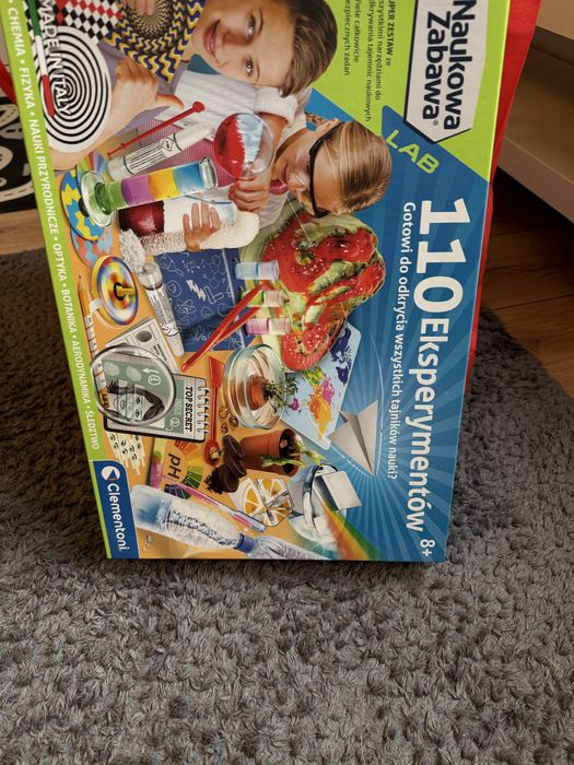 Oddam zabawki za czekoladę
