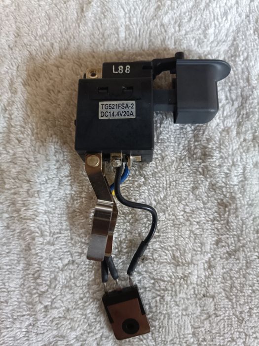 Wyłącznik wkrętarki Hitachi DS14